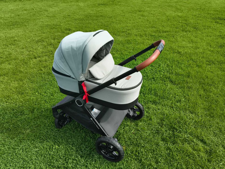 Wózek Petite&Mars TRAILS