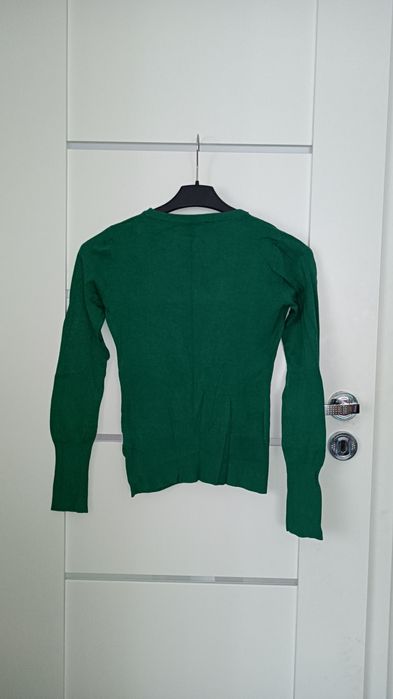 Super sweterek zielony Miss Two r.XS