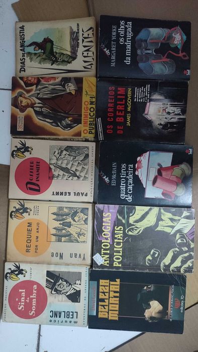 70 Livros Policiais antigos