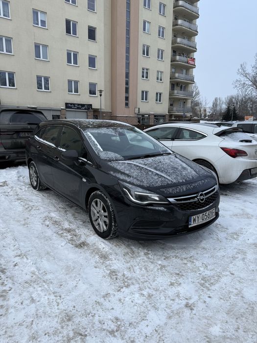 Opel Astra  K 2018 rok