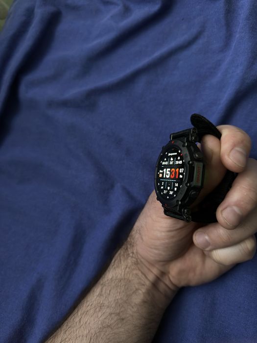 Смарт-годинник Amazfit T-Rex Ultra Abyss Black.
