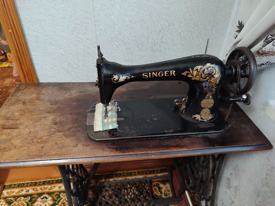 Швейная машинка Singer