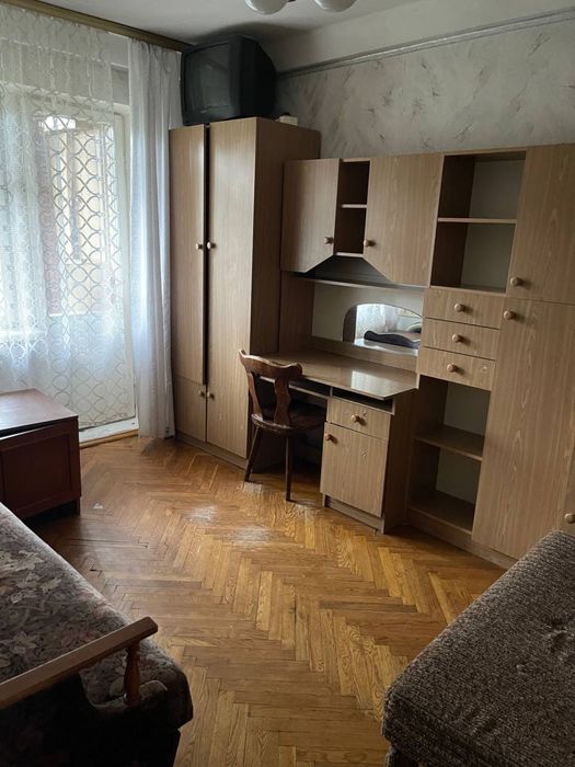 Продаж 2к квартири на Борщагівці, вул. Зодчих, 14 | Цегляний будинок, тихий двір