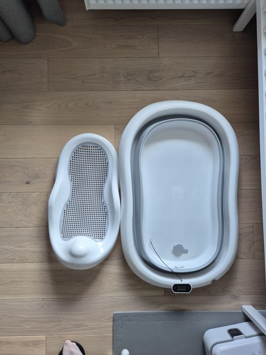 Wanienka niemowlęca ze stojakiem i leżaczkiem
