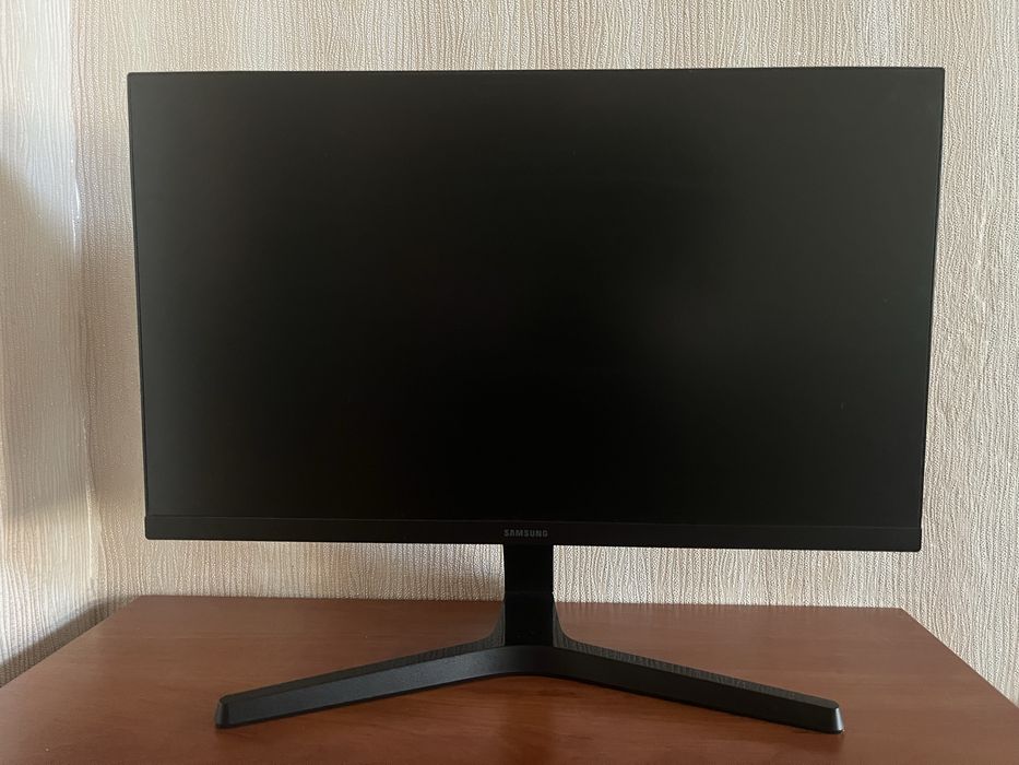 Монитор Samsung Full HD (без рамочный)
