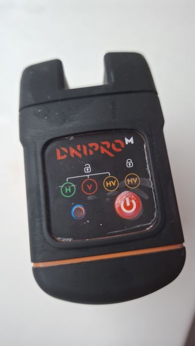 Уровень лазерний Днипро-м Ml-120l