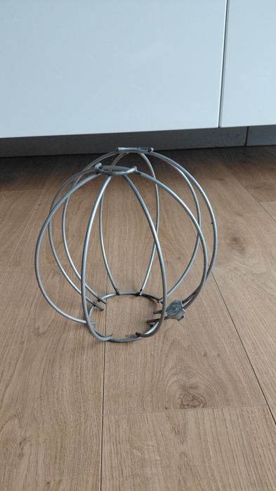 Metalowa topiara do formowania roślin – kula  Ø 20 cm