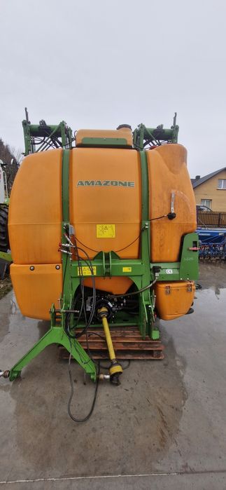 Оприскувач Amazone UF 1801