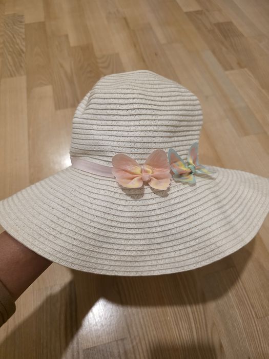 Dziewczęcy kapelusz letni H&M rozm. 122/128