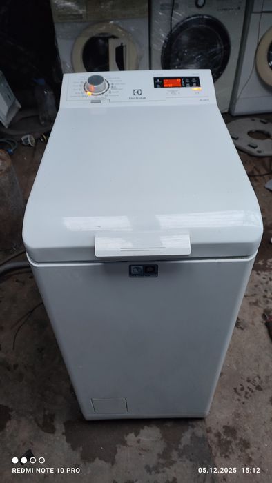 Продам стиральную машину Electrolux