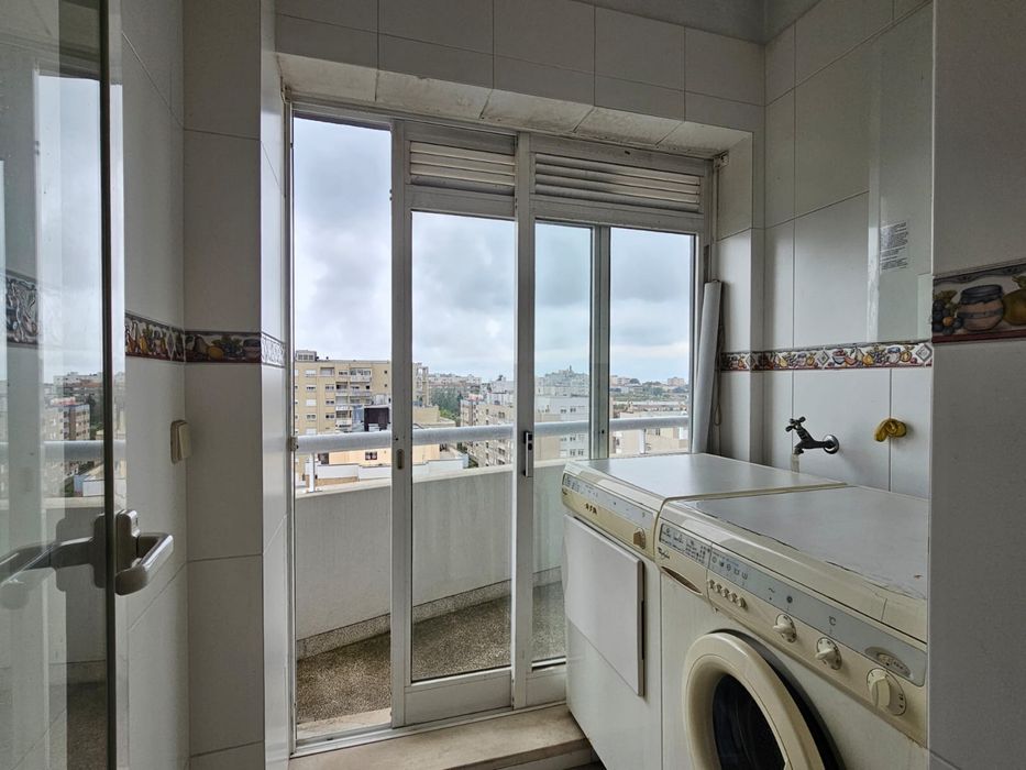Apartamento T2 para Arrendamento, Águas Santas