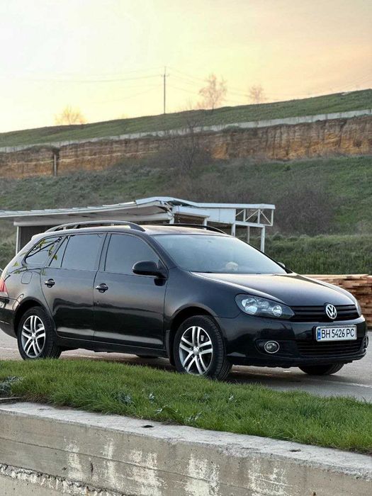 Продам Volkswagen Golf VI Variant 2010 года