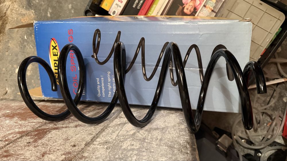 Mercedes w169 w245 amortyzator sprężyny