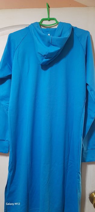 Платье спортивное новое  46раз.