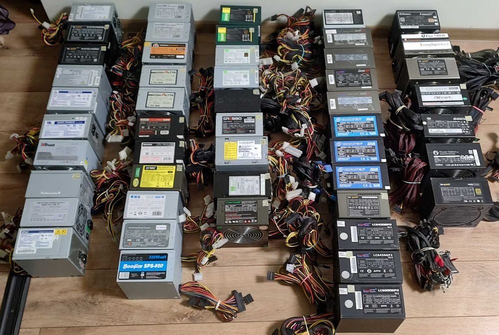 Блоки живлення для ігрових ПК Be quiet! Thermaltake 300-1000W 6/8 vide