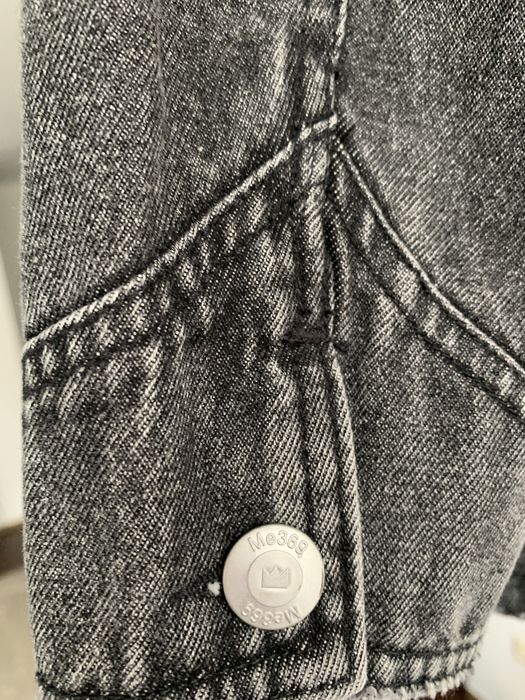 Піджак,курточка,джинс.