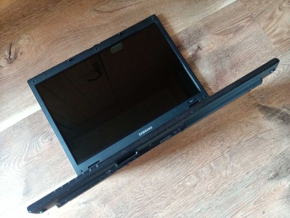 Samsung в идеальном состоянии без зарядного