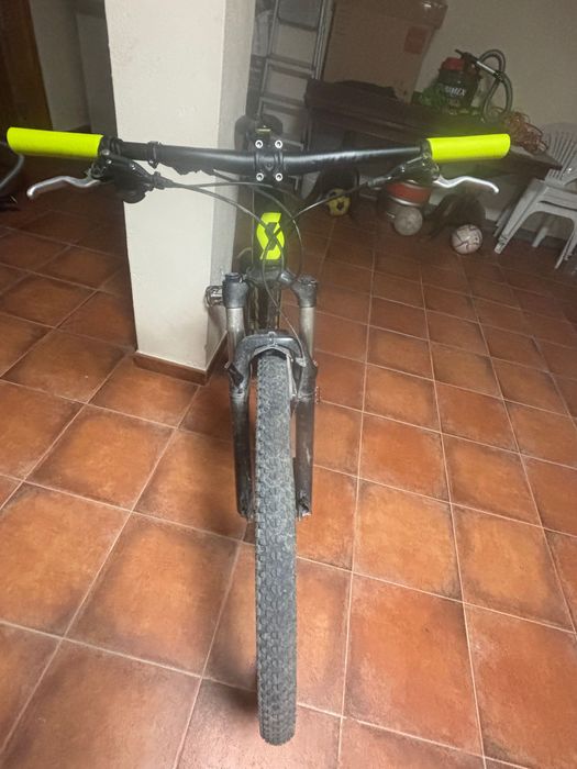 Bicicleta scott scale 980