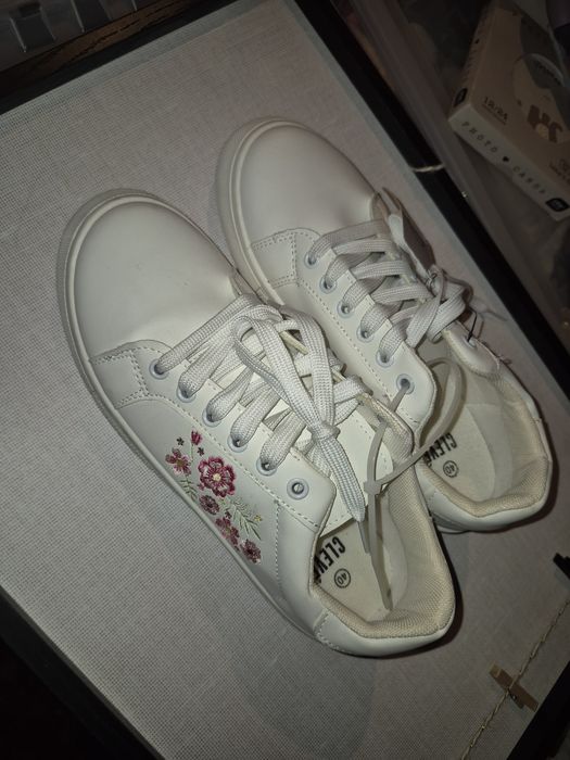 Buty nowe rozmiar 40