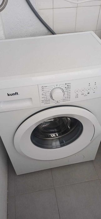 Máquina de lavar roupa Kunft KWM8807 – 7kg / 1200rpm