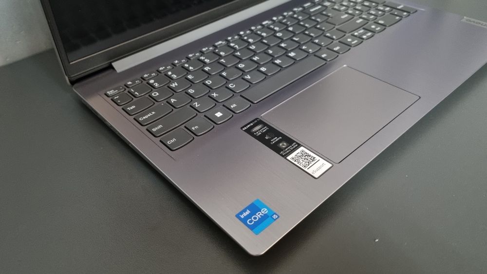 Jak nowy laptop Lebovo IdeaPad 3 15IAU7 i5 8Gb 512gb ssd