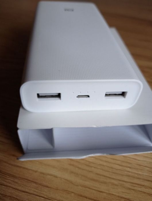 Павербанк бу 20000 міліампер продам особисто