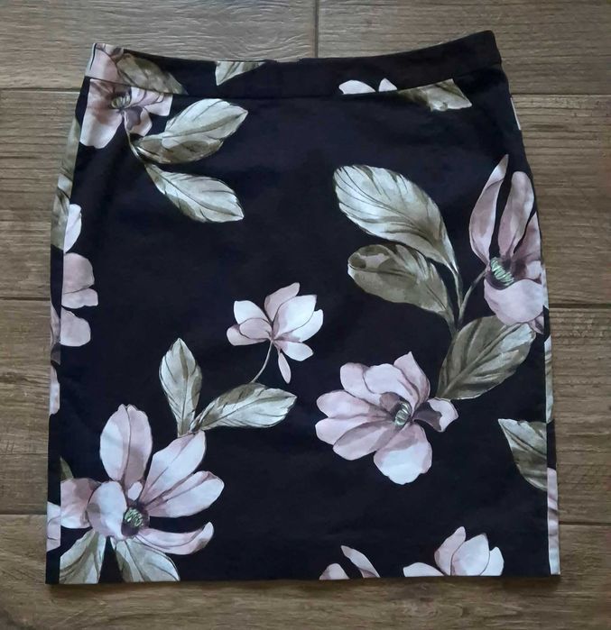 Jackpot spódnica ołówkowa w kwiaty S-M