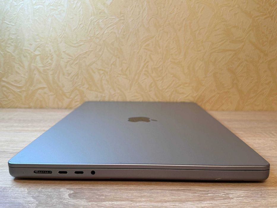 MacBook Pro 16 m1 pro 2021 32 500 gb