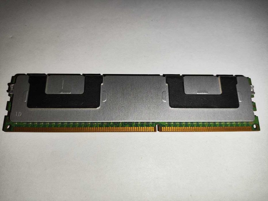 Серверна оперативна пам'ять Samsung DDR3 1866 МГц, 32Gb (1x32) REG ECC