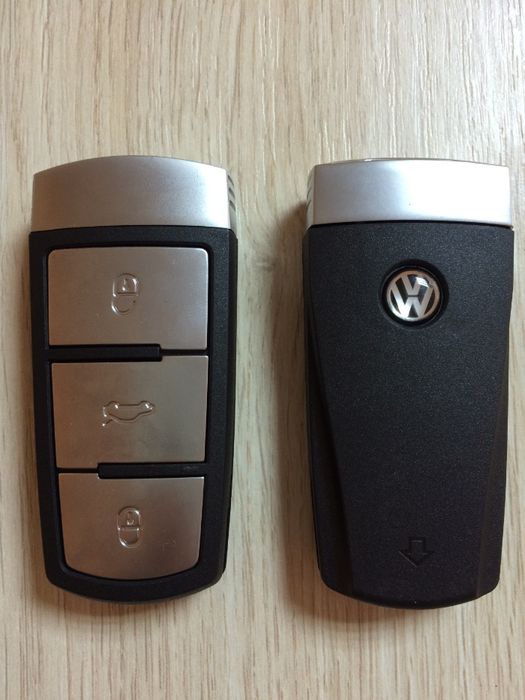 Klucz Kluczyk Pilot VW Passat B6 B7 CC Keyless Kodowanie