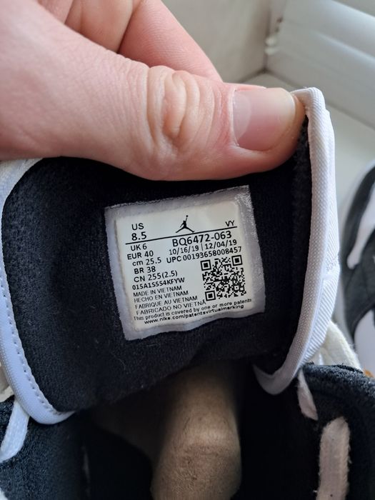 Кросівки nike air jordan 1 mid