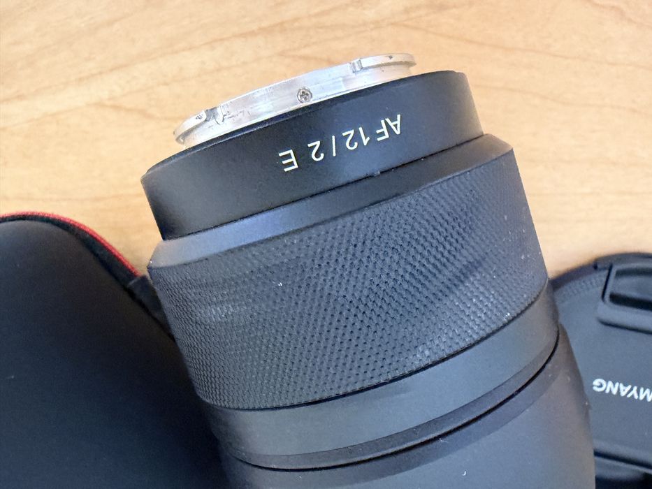 Заголовок: Автофокусний об'єктив Samyang AF 12mm f/2.0 E