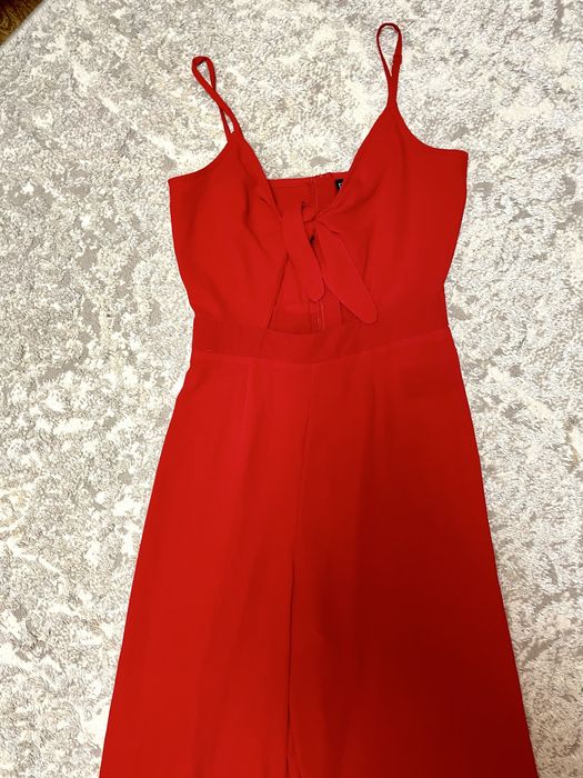 Комбинезон с широкими штанами кюлоты