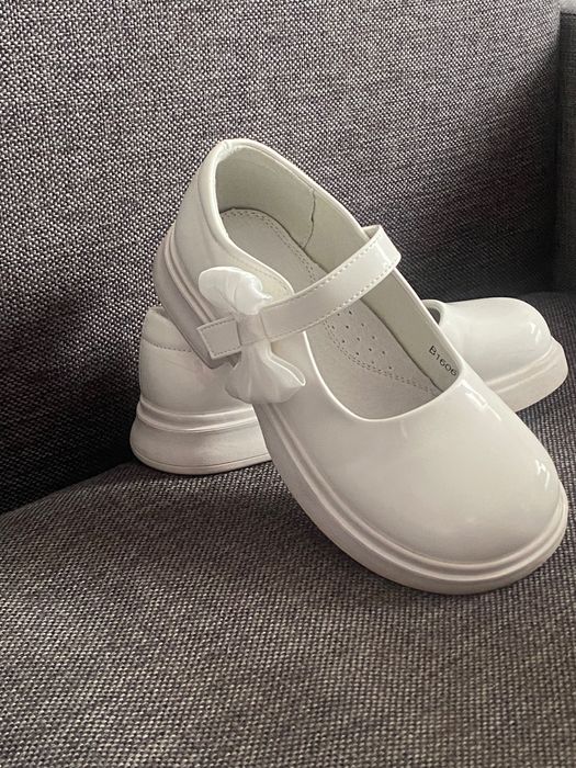 Туфельки для дівчинки взуття