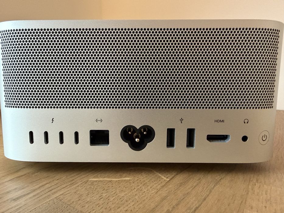 Mac studio M1 Max 64GB RAM 1 TB