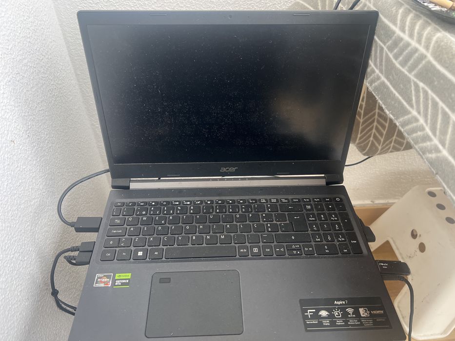 Setup Gaming Completo Acer Aspire 7 Ryzen 7 + RTX 3050 + Perifericos