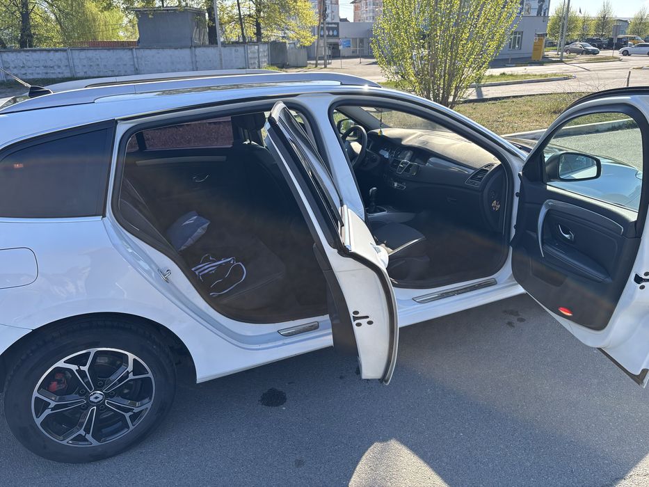 Продаю власне авто в хорошому стані.