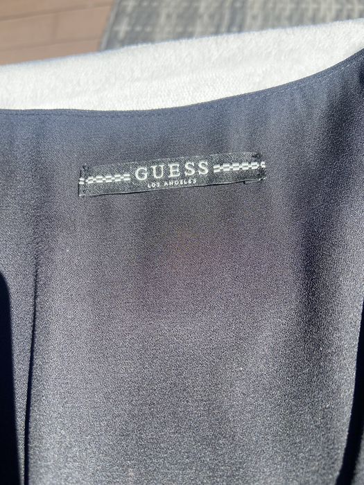 Sukienka Guess roz 38 M