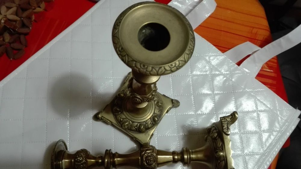 castiçais em bronze antigos