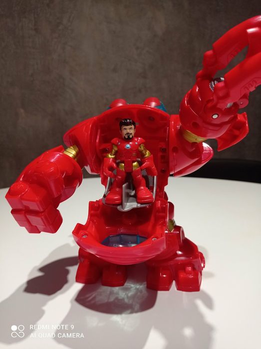 Продам набор Marvel Comics Hasbro!