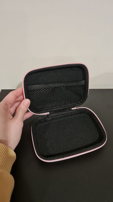 Bolsa com acessórios decorativos Sanrio