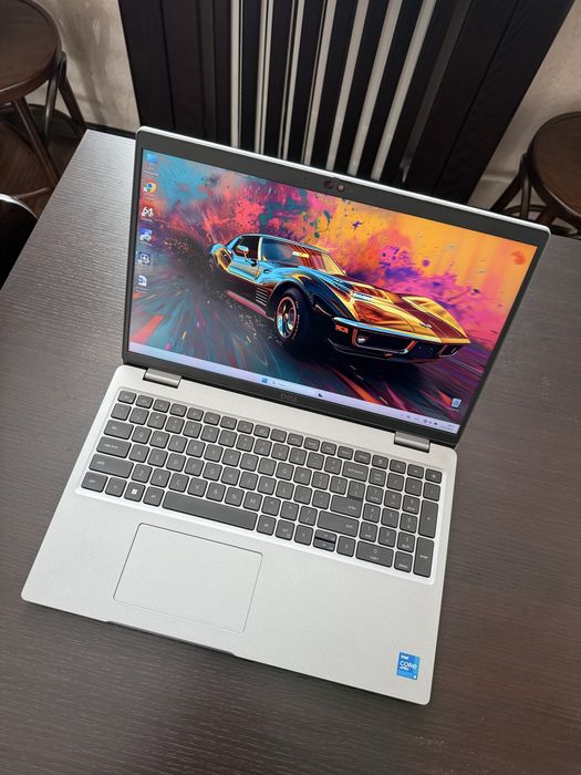 Dell latitude 5520 15.6“/ i5-1145G7/ 16GB/ 256GB/