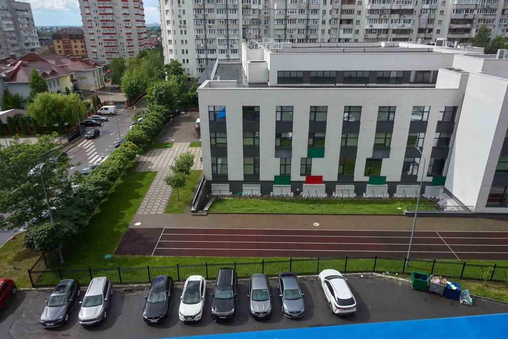 3к квартира продаж ЖК "Ліко-Град" вул. Ю. Здановської 54А. Меблі техніка. Терміново! М Васильківська Іподром