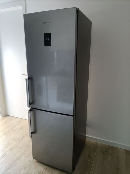 Frigorífico Combinado Samsung - No Frost (Inox/Prateado) - Bom Estado