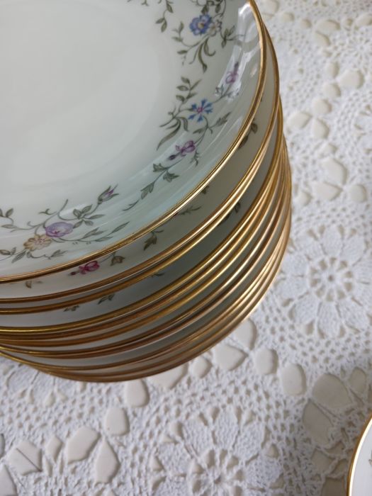 Serwis 12 osob Furstenberg księżna Fabiola  łączka