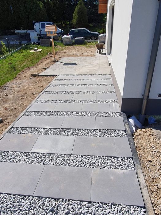 Uslugi koparką i ukladanie kostki brukowej