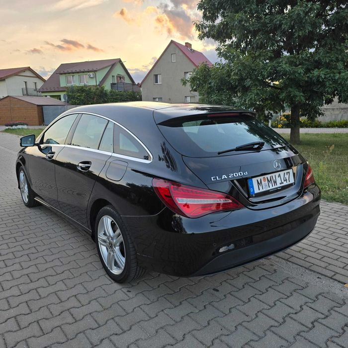 Mercedes-Benz CLA Shooting Brake 200d