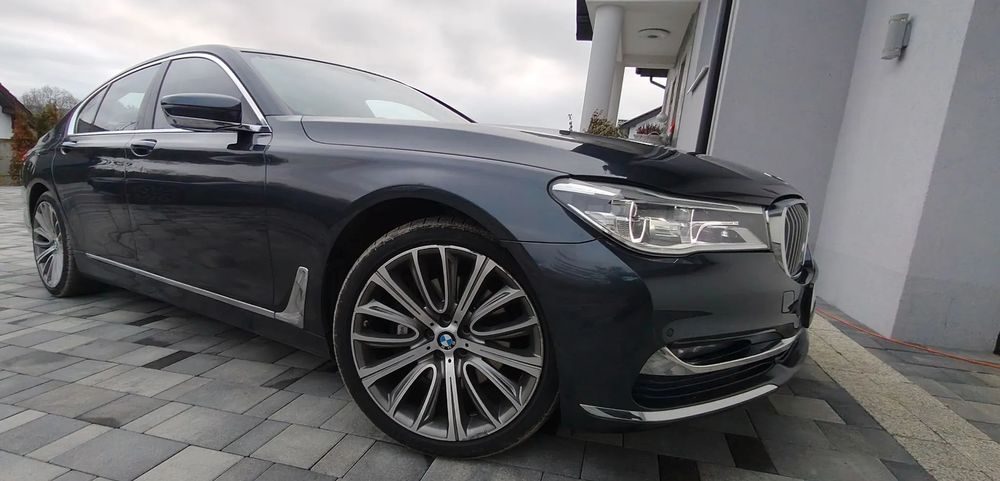BMW Seria 7 Xdrive.masaże.dociągi.serwisowana