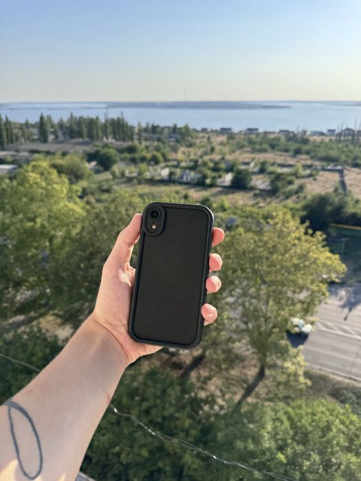 Продаю Айфон xr 64gb