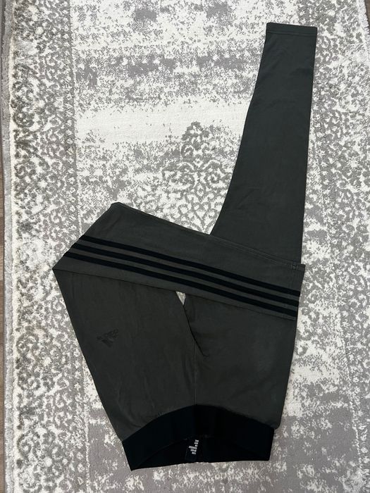 Спортивні легінси для фітнесу жіночі Adidas лосины